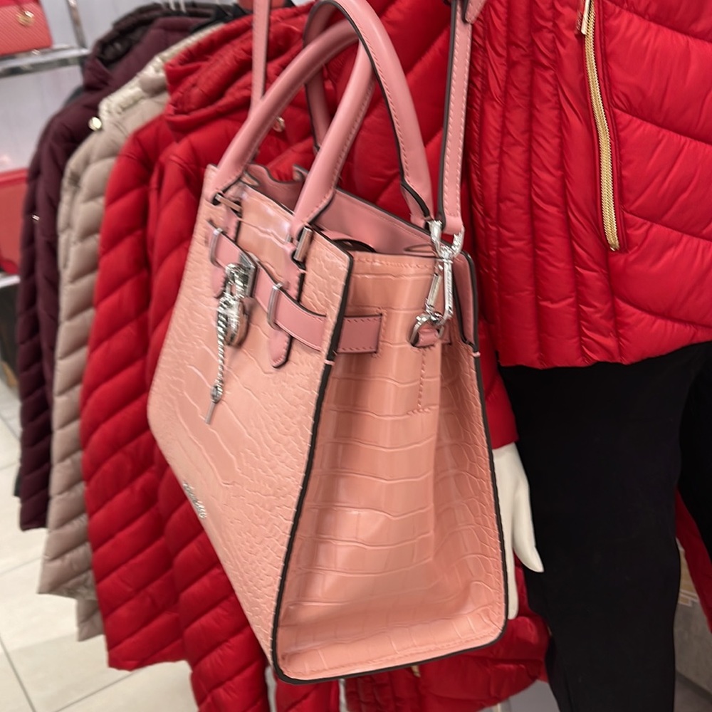 MICHAEL KORS HAMILTON MEDIUM SATCHEL 
 COLOR: Primrose 
NWT - Picture 16 of 16